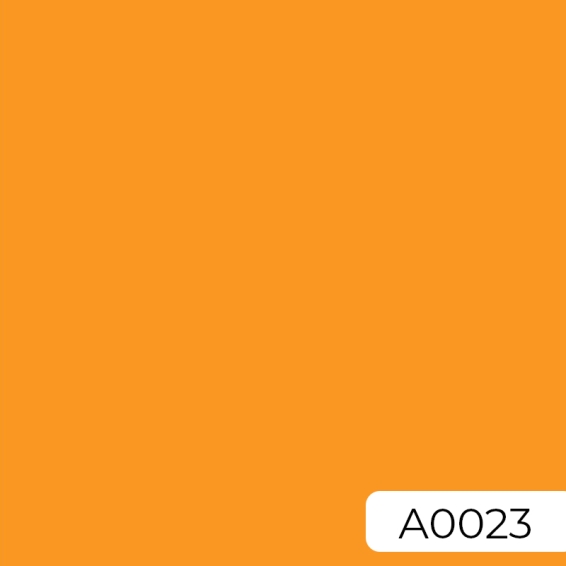 8943
